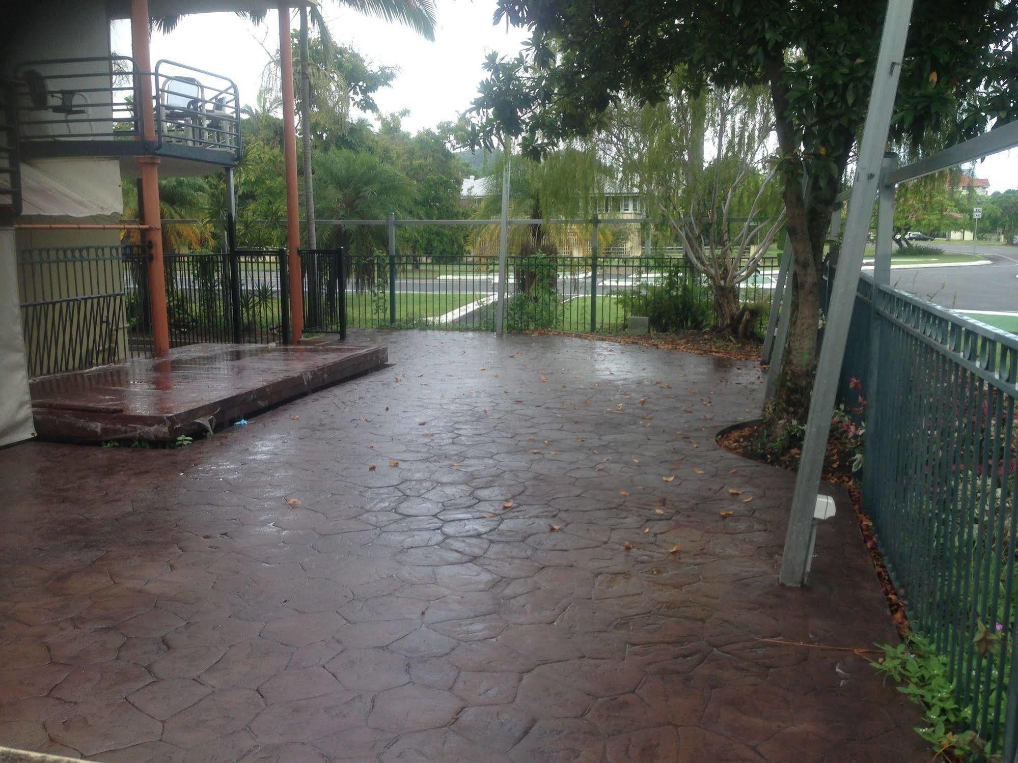 Tropical Queenslander Cairns Exteriör bild